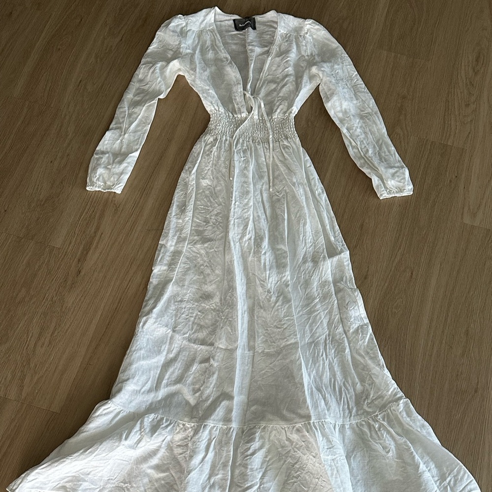Brand new Reformation 100% white linen dress. Beautiful heavier linen material